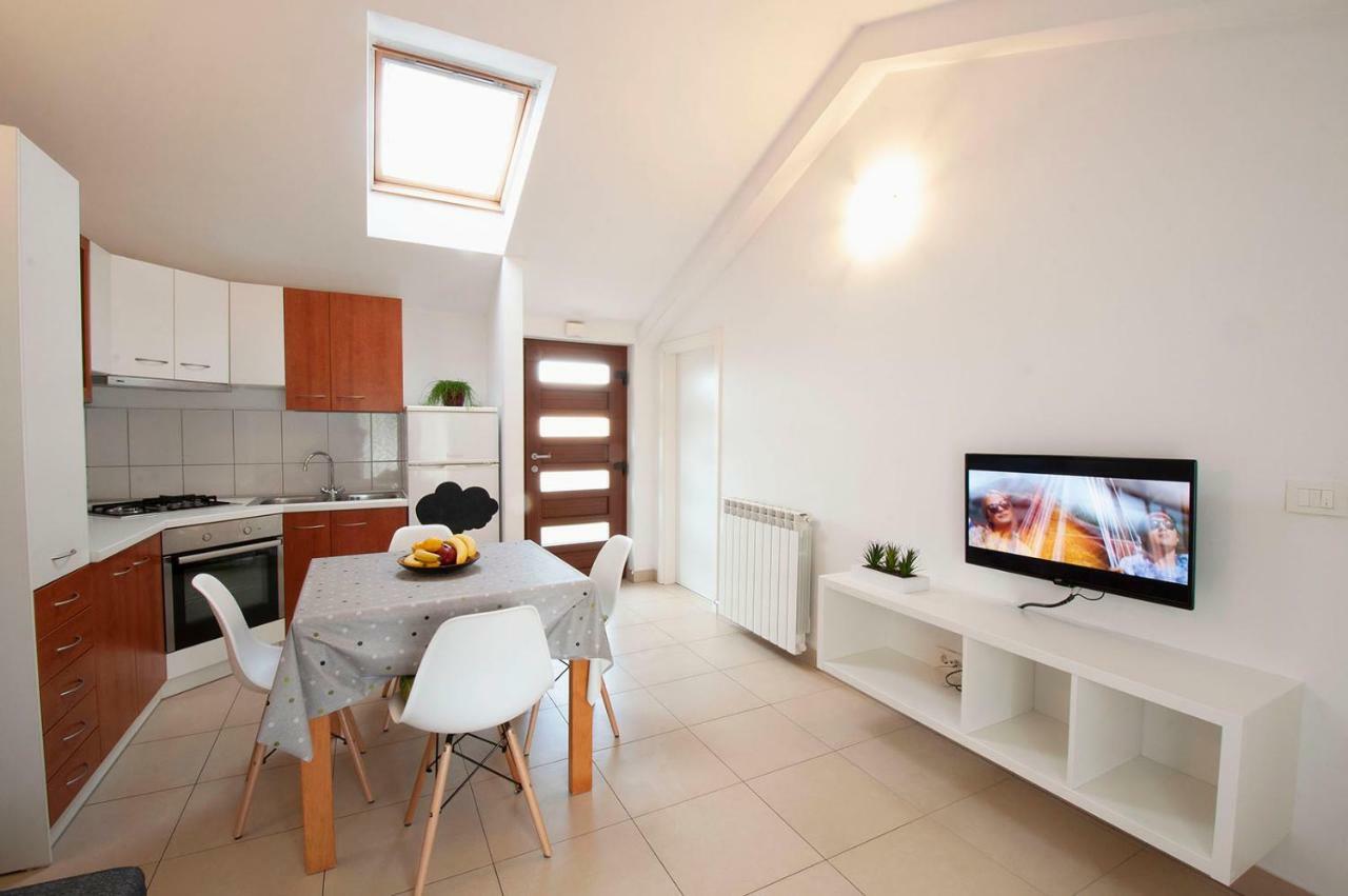 Apartment Dva Oriha Funtana Εξωτερικό φωτογραφία